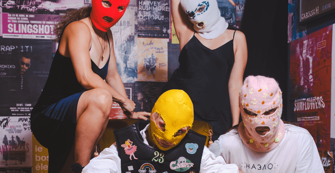 Pussy Riot – Flex