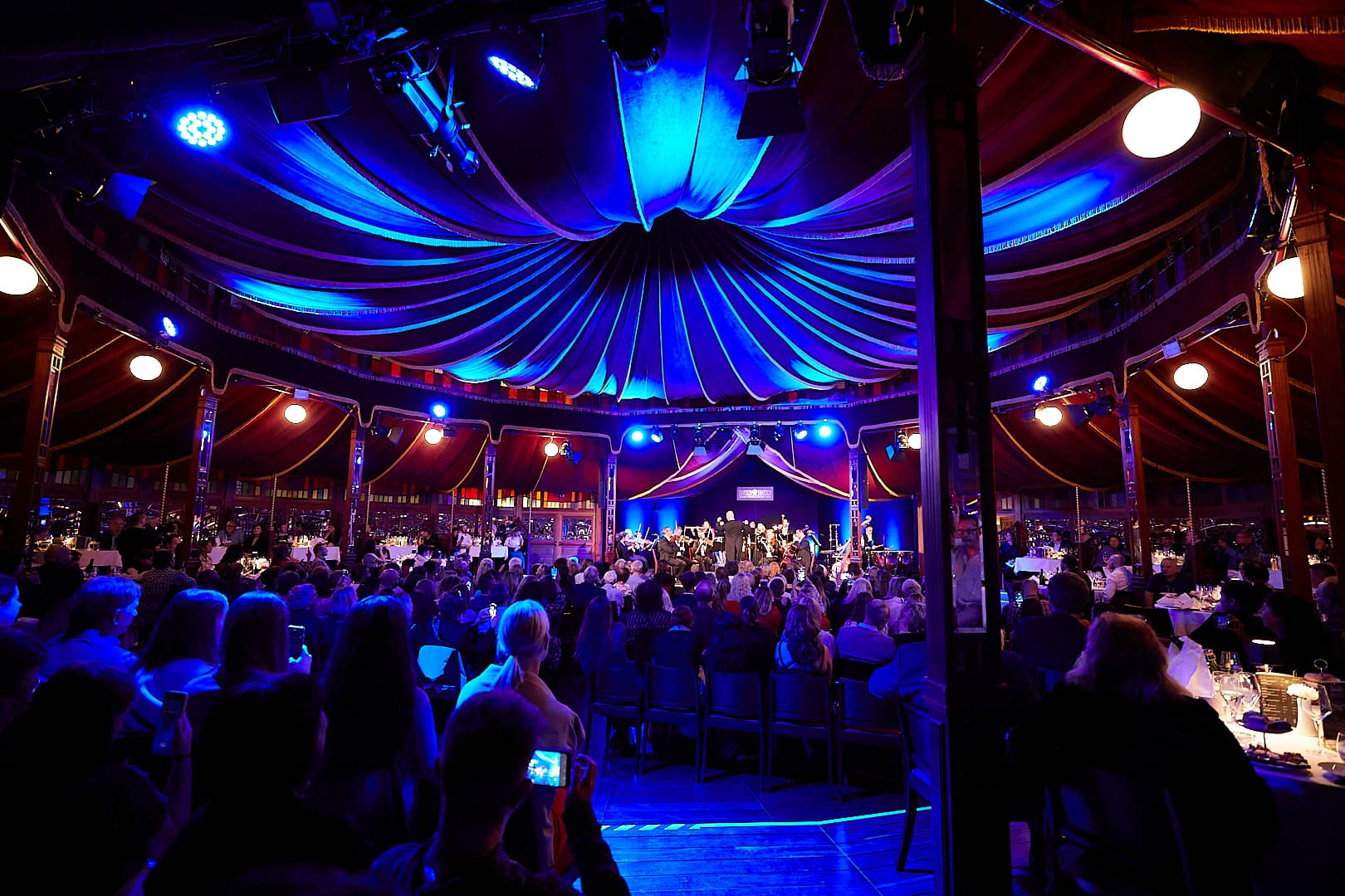 Strauss Dinner Show