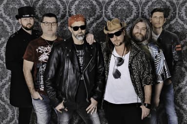 OSTPARTIE – die Ostbahn-Kurti Tribute-Band - A schene Leich - Theater & Comedy in Das Vindobona, wien